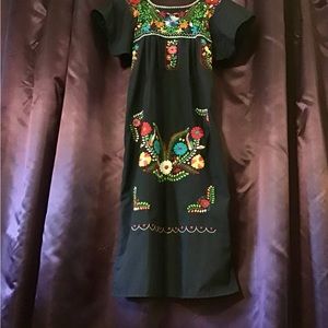 Mexican embroidery shift dress